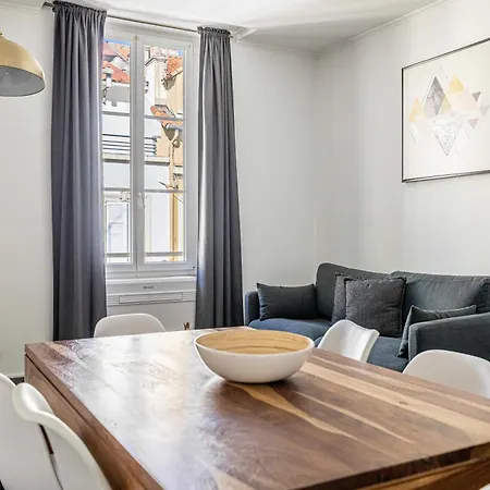 Beautiful In The Center - 2br 6p - *