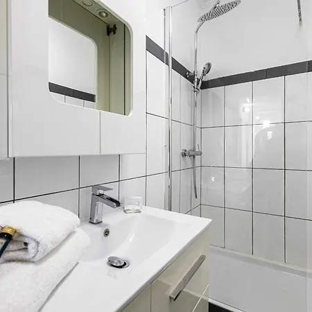 شقة Beautiful In The Center - 2br 6p -