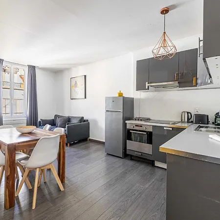 Beautiful In The Center - 2br 6p - شقة *